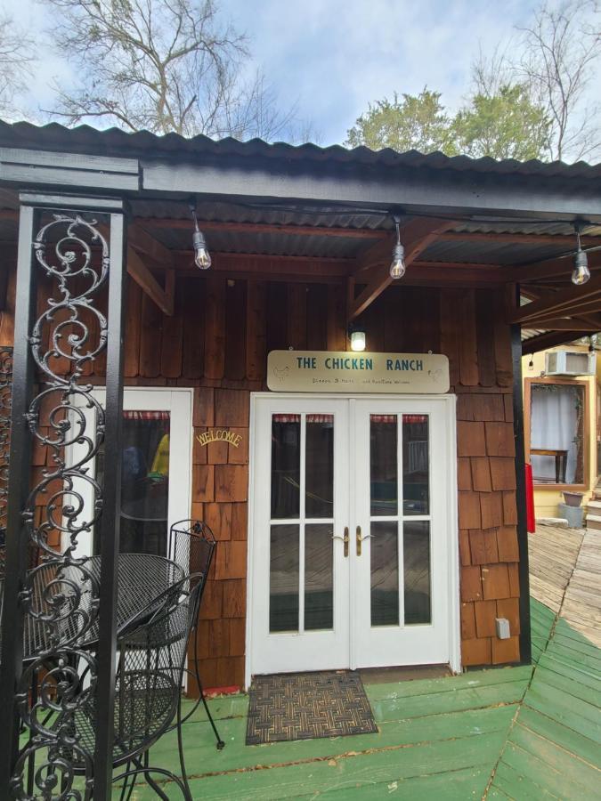 Buffalo Girls Hotel Кантон Экстерьер фото