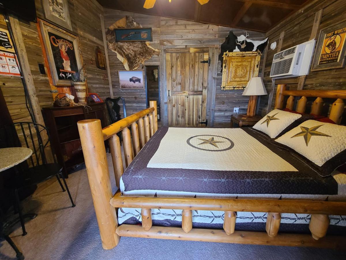 Buffalo Girls Hotel Кантон Экстерьер фото