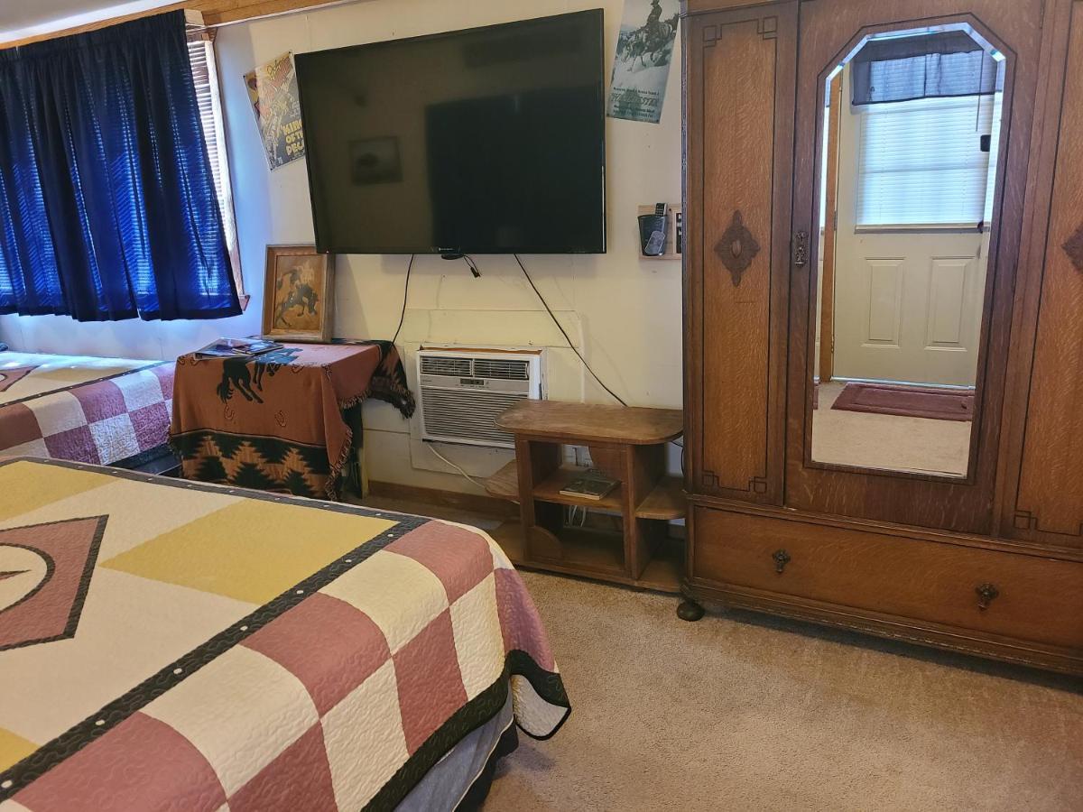 Buffalo Girls Hotel Кантон Экстерьер фото