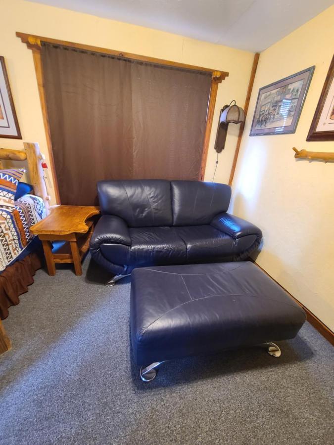 Buffalo Girls Hotel Кантон Экстерьер фото