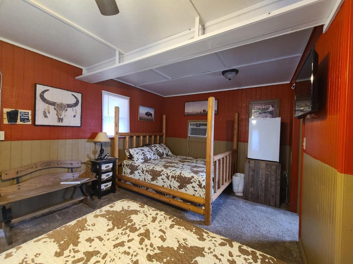 Buffalo Girls Hotel Кантон Экстерьер фото