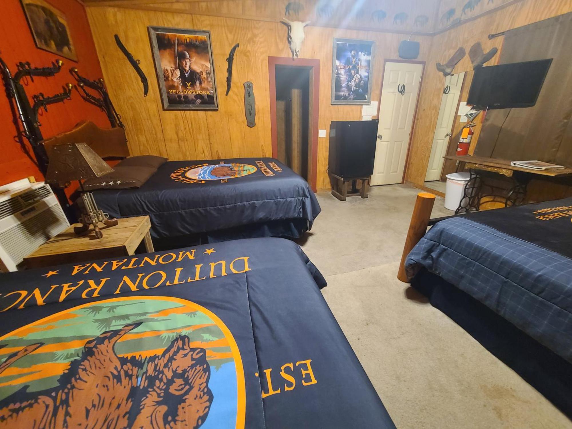 Buffalo Girls Hotel Кантон Экстерьер фото